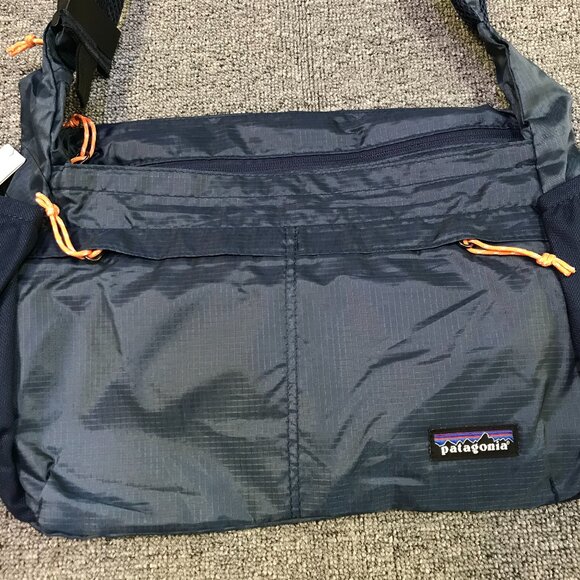 Patagonia Lightweight Courier Travel Bag 15L - Picture 5 of 5